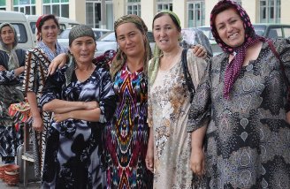 Uzbek women, Tashkent