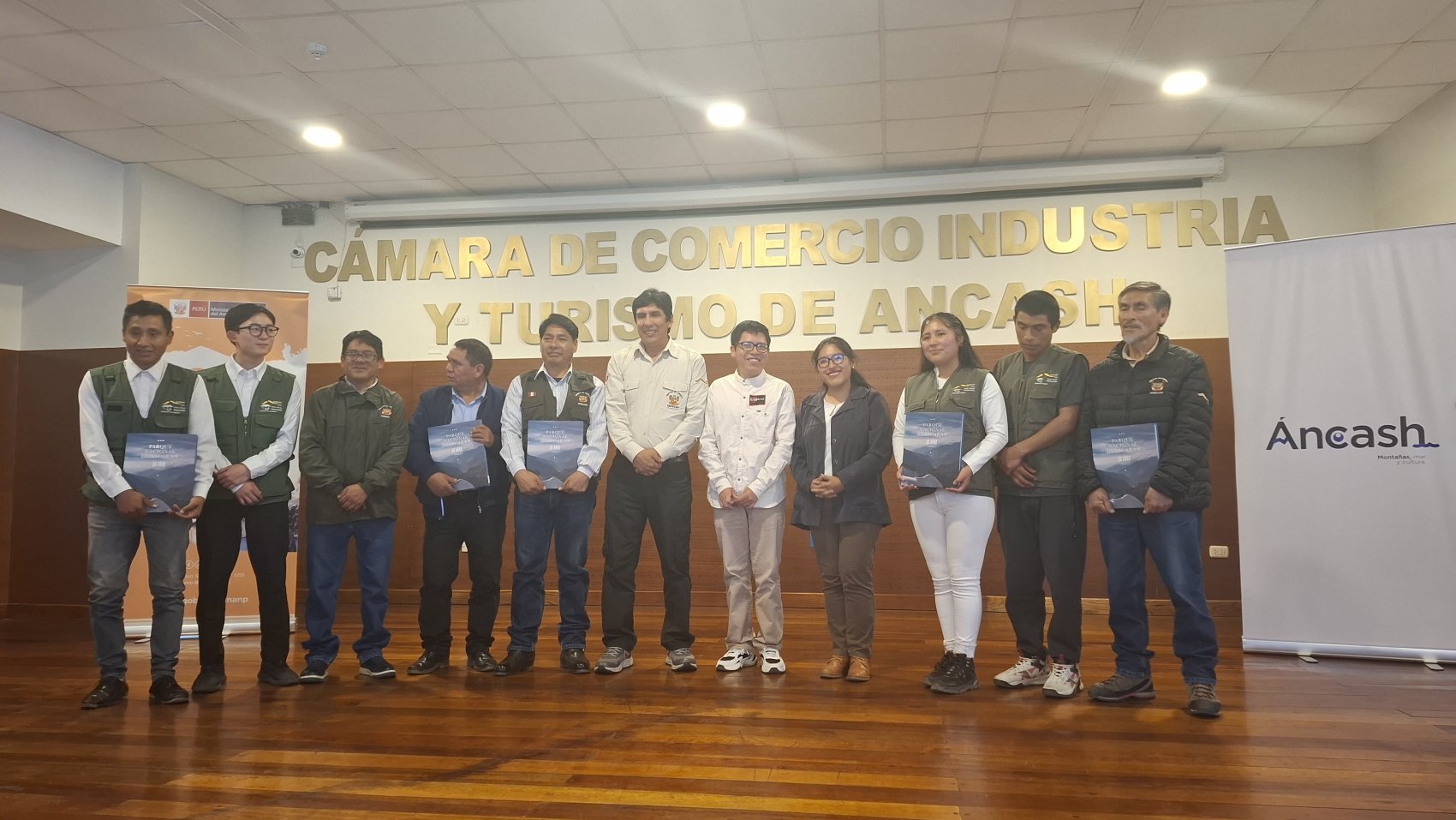 Chambers of commerce recognising the glacier ambassador projects