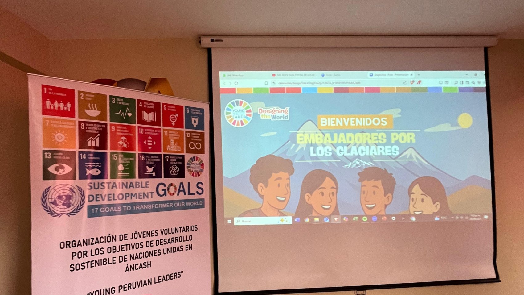 Pictures of online training presentation